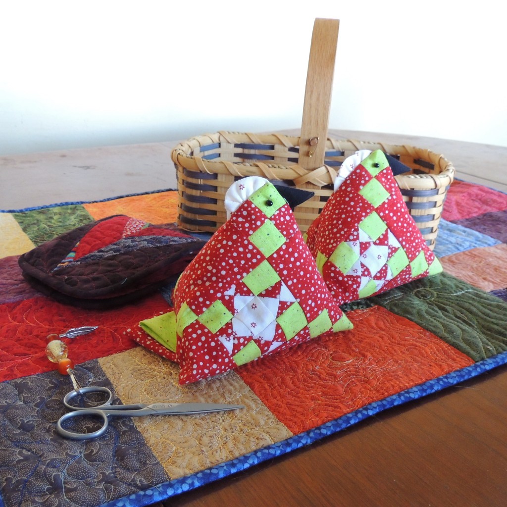 Two Mini-Star Chain Pincushions